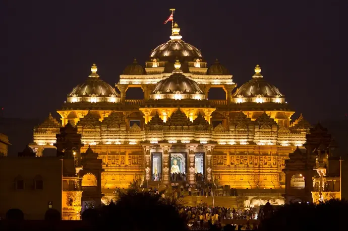 Agra  famous temple 